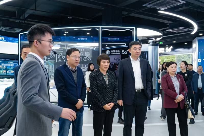 蕪湖市第二十六次大企業(yè)工會(huì)工作聯(lián)系會(huì)順利召開(kāi)